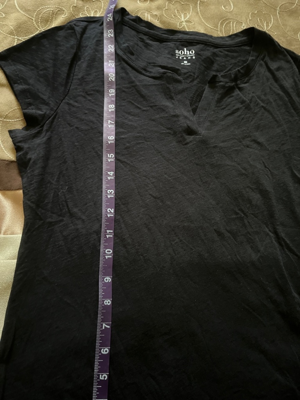 NY&C Soho Black Notch Neck Tee - Women’s M Cotton Soft Lightweight Top - NWT - Picture 7 of 9